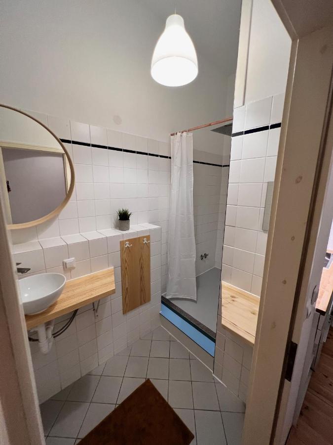Gemuetliche 2-Zimmer-Wohnung Zentral Friedrichshain Berlin Dış mekan fotoğraf