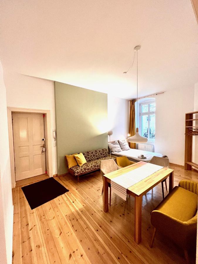Gemuetliche 2-Zimmer-Wohnung Zentral Friedrichshain Berlin Dış mekan fotoğraf